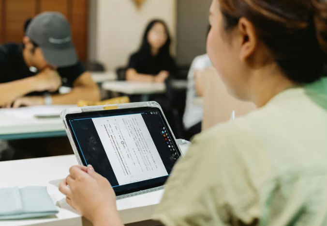 Strategi GMAT Data Insights